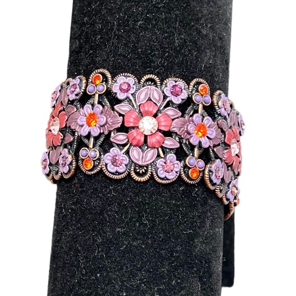 MX PURPLE AND PINK FLORAL BRACELET W CHERUB CLASP - Picture 16 of 16